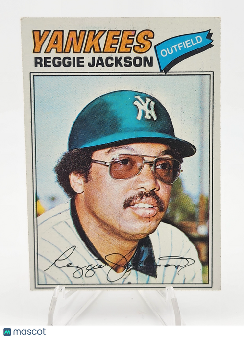 1977 Topps Reggie Jackson #10
